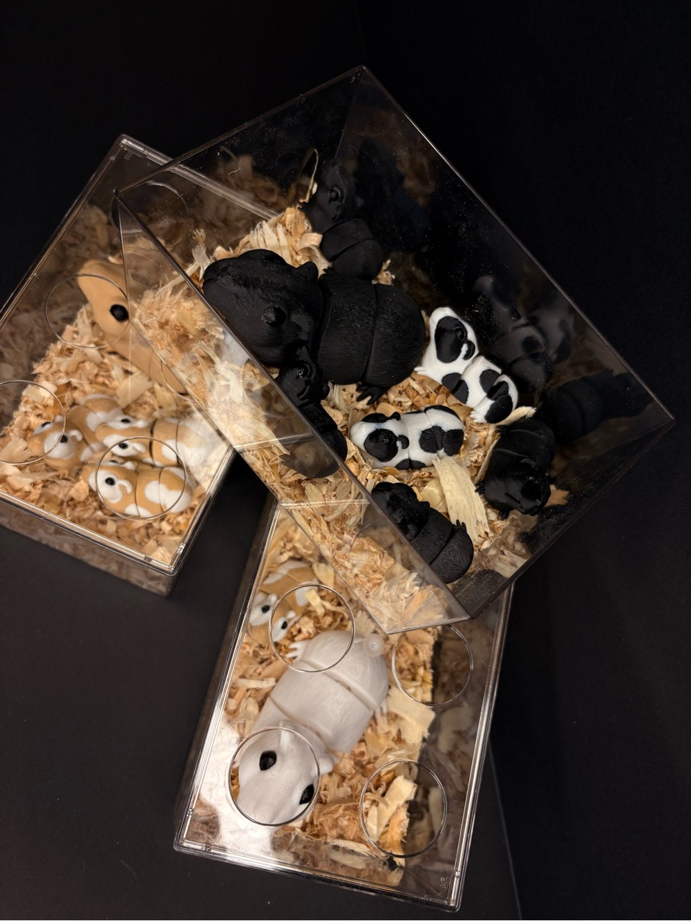 Play pretend pet hamsters with cage and bedding